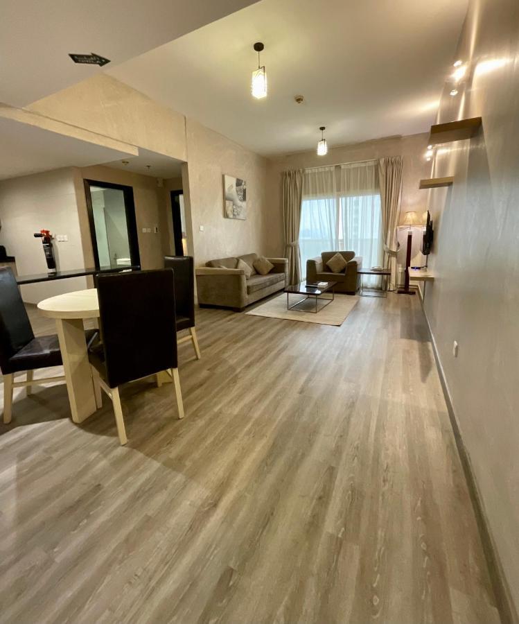 Boulevard City Suites Hotel Apartments ドバイ エクステリア 写真