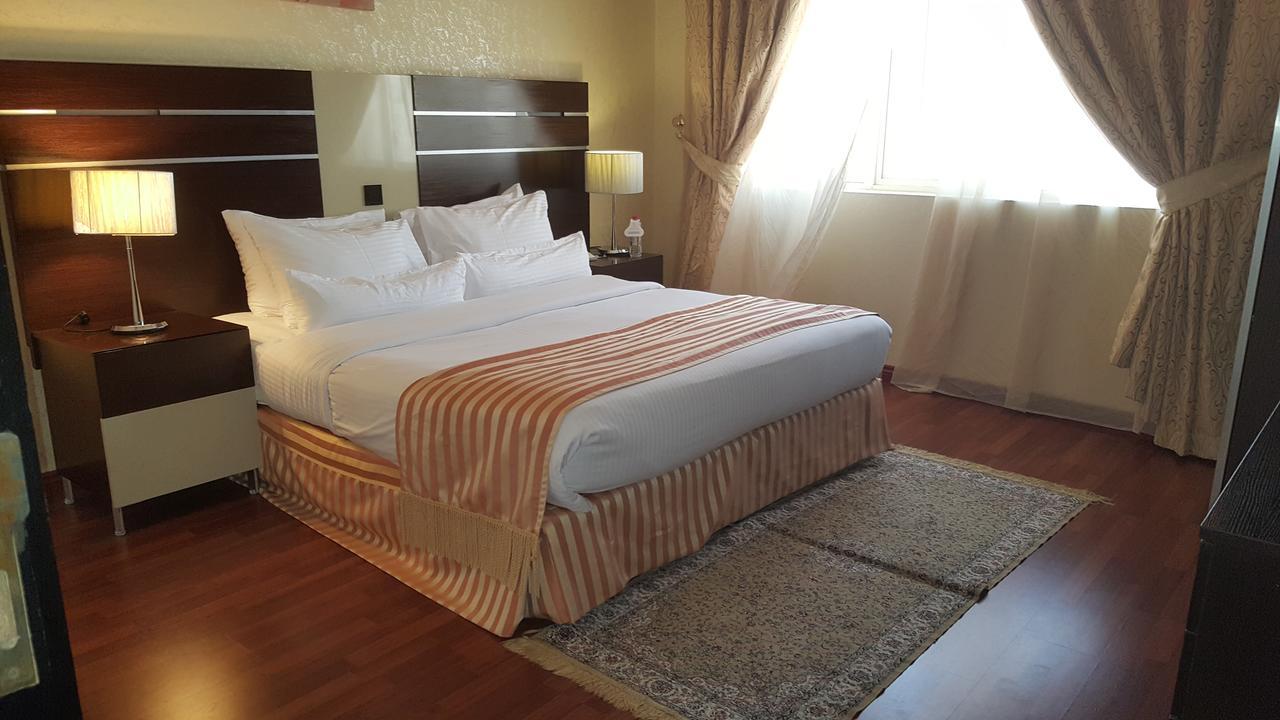 Boulevard City Suites Hotel Apartments ドバイ エクステリア 写真