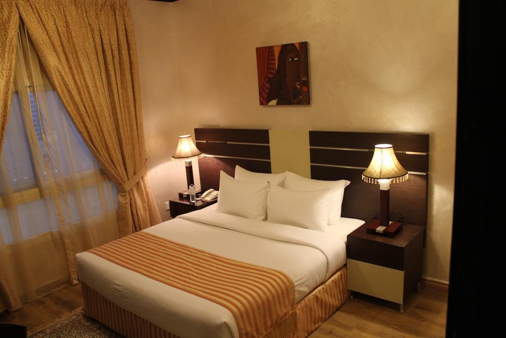 Boulevard City Suites Hotel Apartments ドバイ 部屋 写真